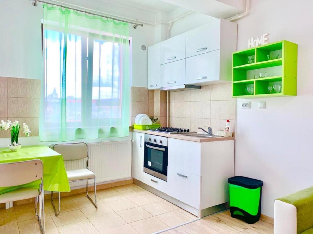 יאשי Palas View Apartments Near Palas Mall מראה חיצוני תמונה