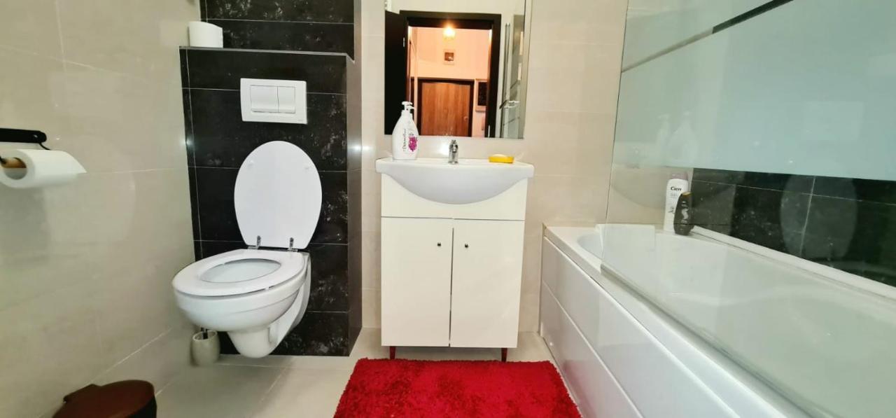 יאשי Palas View Apartments Near Palas Mall מראה חיצוני תמונה